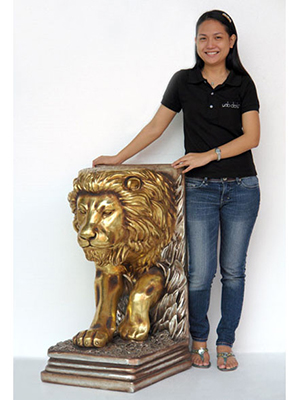 Lion Stand